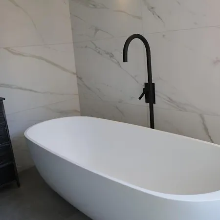 Roseo - View With Private Pool 别墅