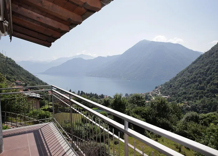 Roseo - View With Private Pool Vila *